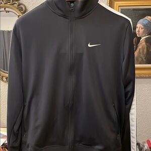 Nike Black Performance Jacket with High Collar and Full-Zip